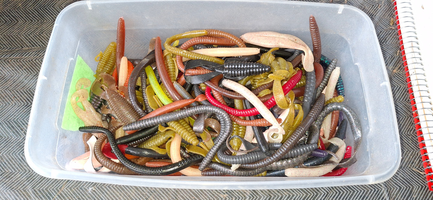 Loosies ! (Loose Lures)